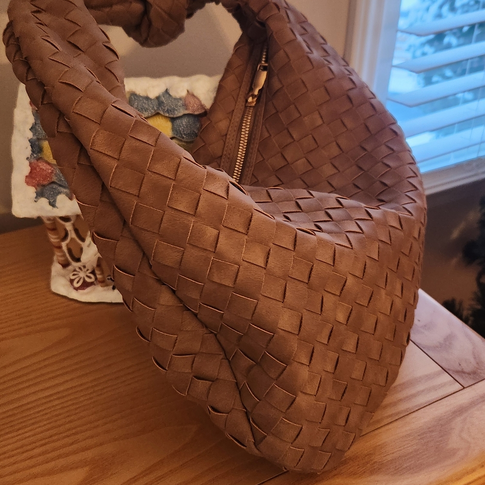 Urban Expressions Tan Woven Hobo Bag - Picture 2 of 12